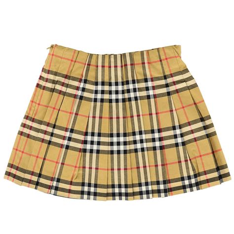 whos on the burberry skirt|burberry girls skirt.